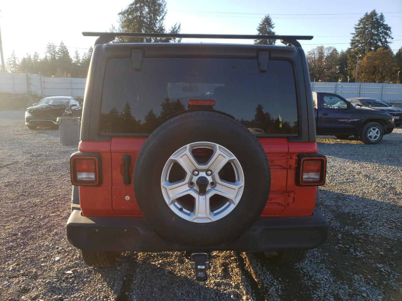 1C4HJXDG2KW646379 - 2019 Jeep wrangler