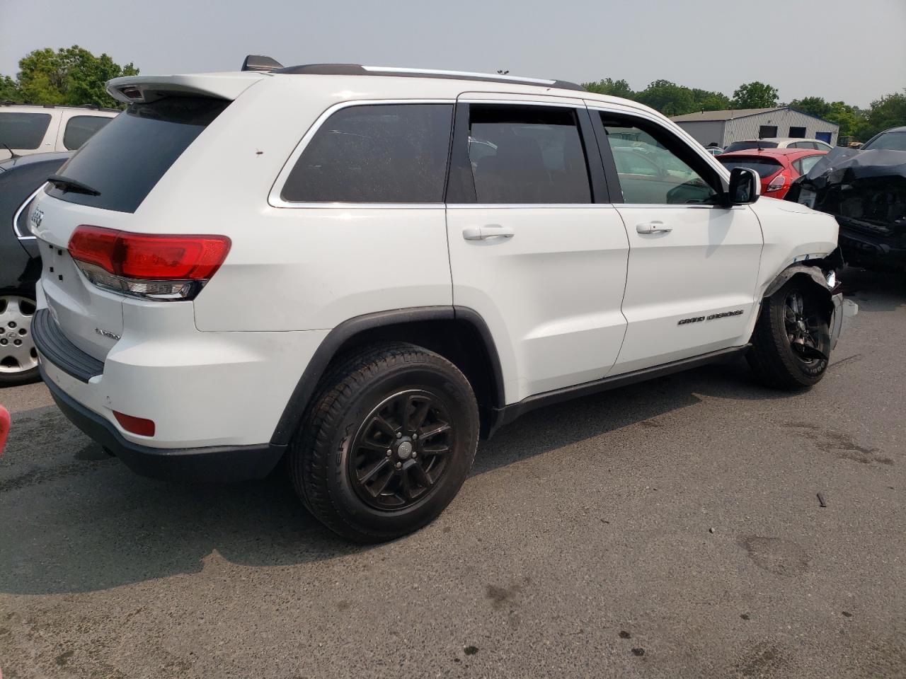 1C4RJFAG2KC618697 - 2019 Jeep grand cherokee